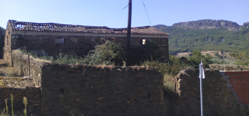 Imagen 23/09/2015 Los propietarios de la antigua ALMAZARA DE ACEITE acuerdan ponerla en venta (solar y edificio).